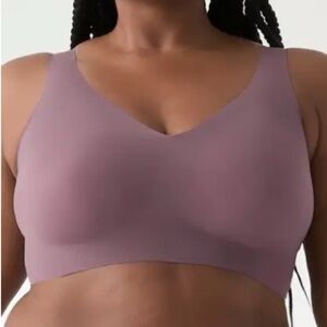True & Co True Body Boost V-Neck Bra Small in Blackberry